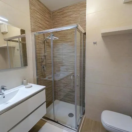 Wojtyla Airport Pensjonat Bari